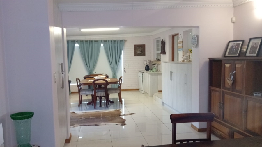3 Bedroom Property for Sale in Despatch Central Eastern Cape